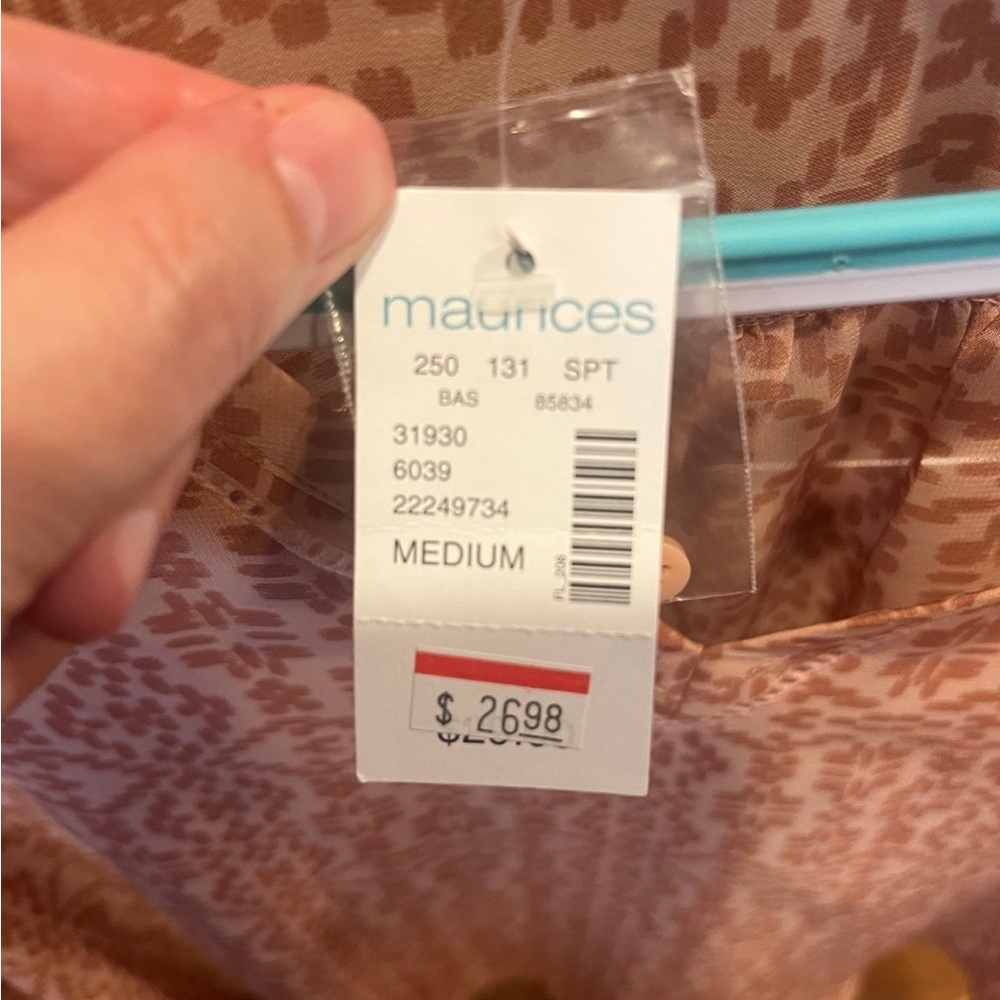 Maurice’s terracotta sheer blouse medium NWT - Picture 4 of 4